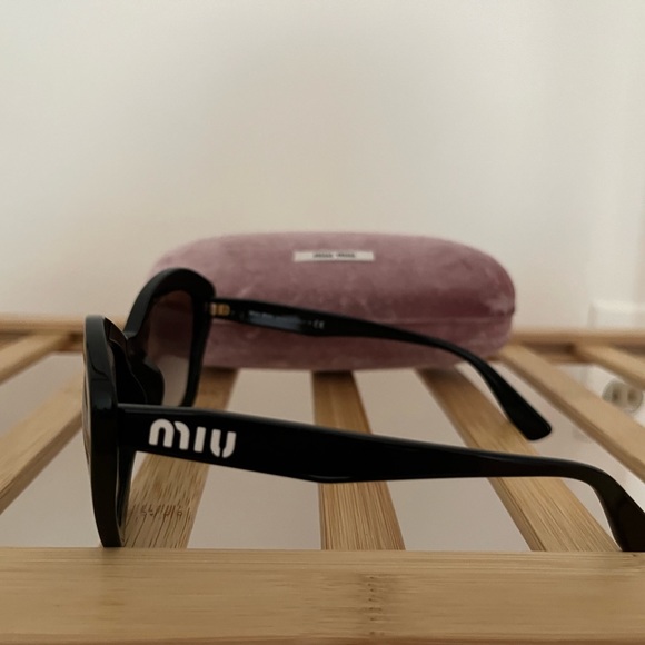 NEW Miu Miu Butterfly Cat Eye Sunglasses - Picture 3 of 6